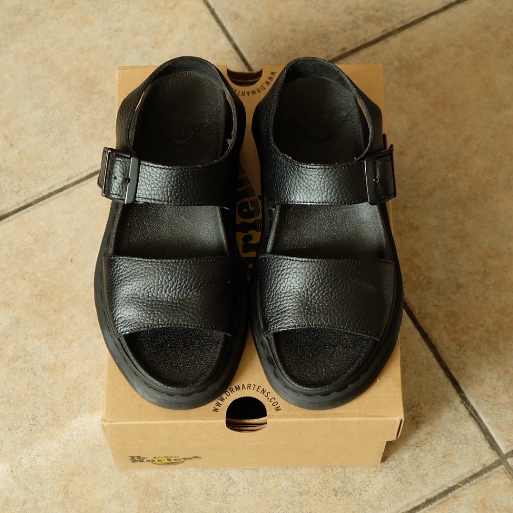 Dr Martens Romi Sandal